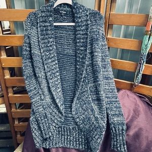 Oversized Express Cardigan, keeps you super warm PERFECT FOR  SPRING